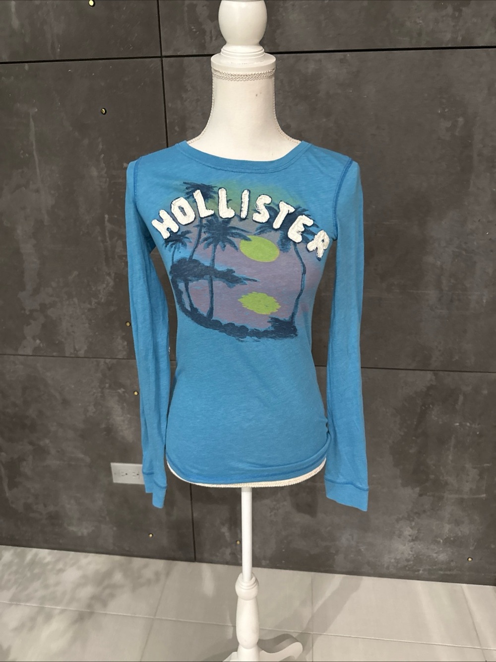Hollister Y2K Blue Long Sleeve Shirt Sunset Graphic Grail 2000’s Womens Size Med